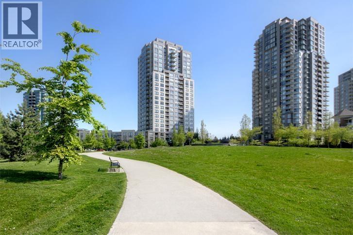 608 3663 CROWLEY DRIVE, Vancouver, British Columbia