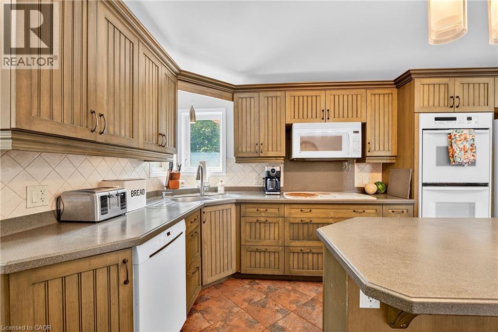 1671 Third Street Louth, St. Catharines, Ontario  L2R 6P9 - Photo 5 - 40768820
