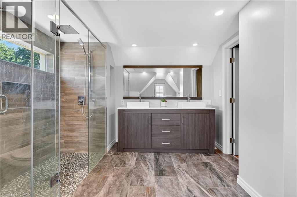 1671 Third Street Louth, St. Catharines, Ontario  L2R 6P9 - Photo 22 - 40768820