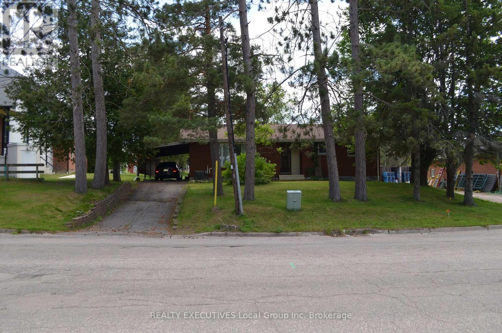 347 Clark Street, Powassan, Ontario  P0H 1Z0 - Photo 45 - X12269878
