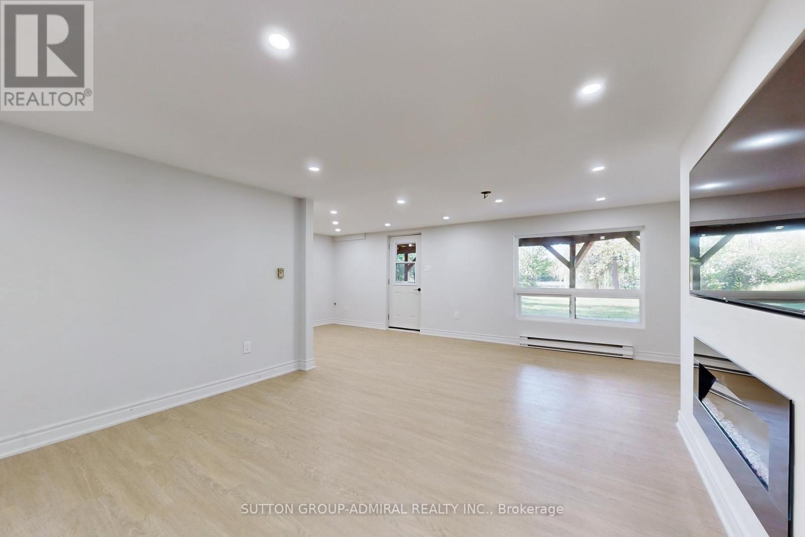 5127 Severn Pines Crescent, Severn, Ontario  L0K 2B0 - Photo 34 - S12431204