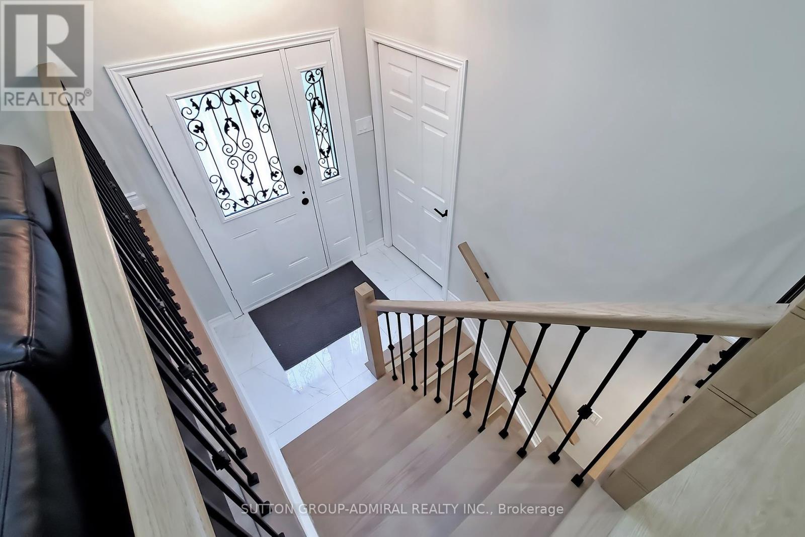 5127 Severn Pines Crescent, Severn, Ontario  L0K 2B0 - Photo 6 - S12431204