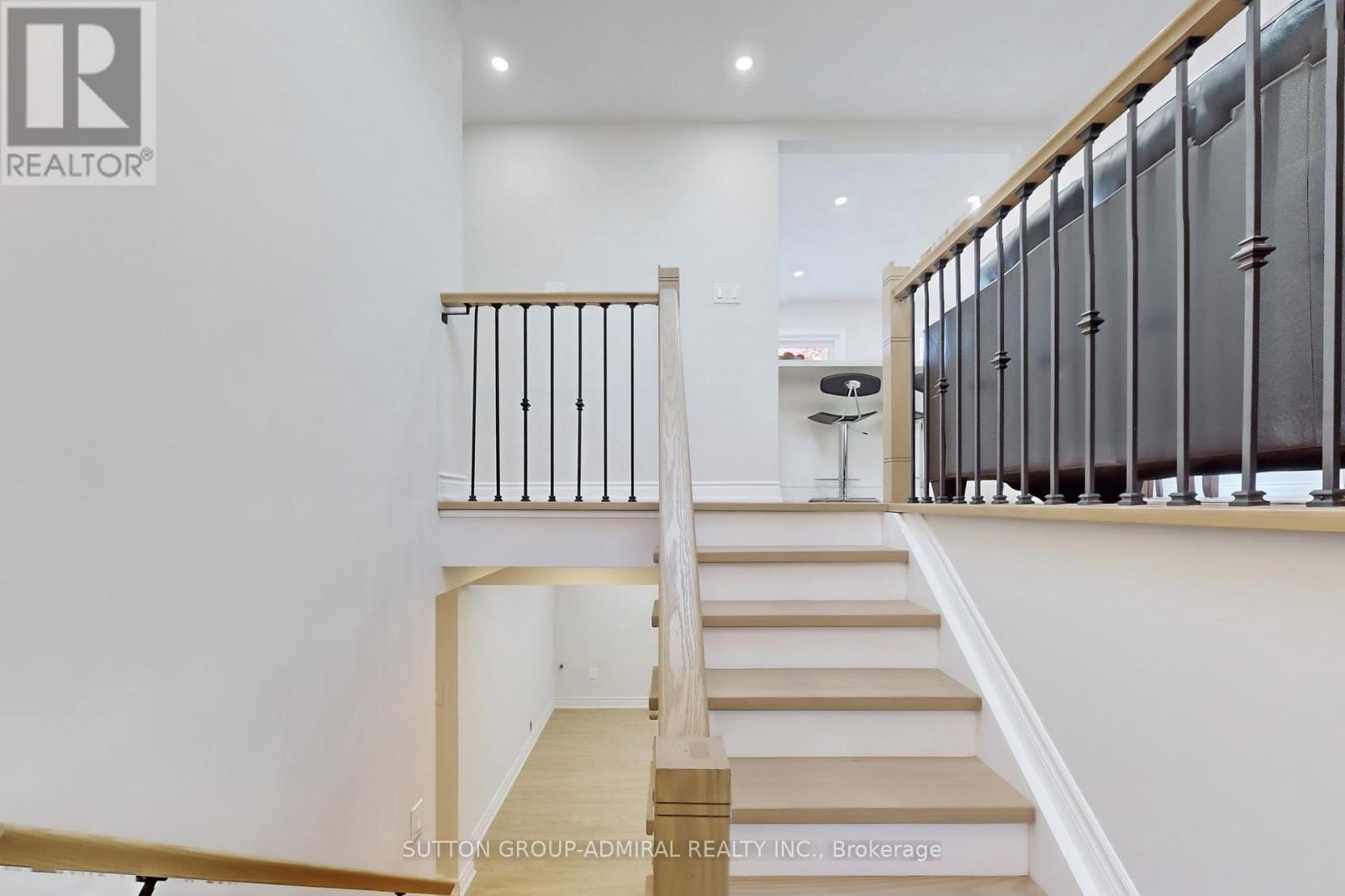 5127 Severn Pines Crescent, Severn, Ontario  L0K 2B0 - Photo 7 - S12431204