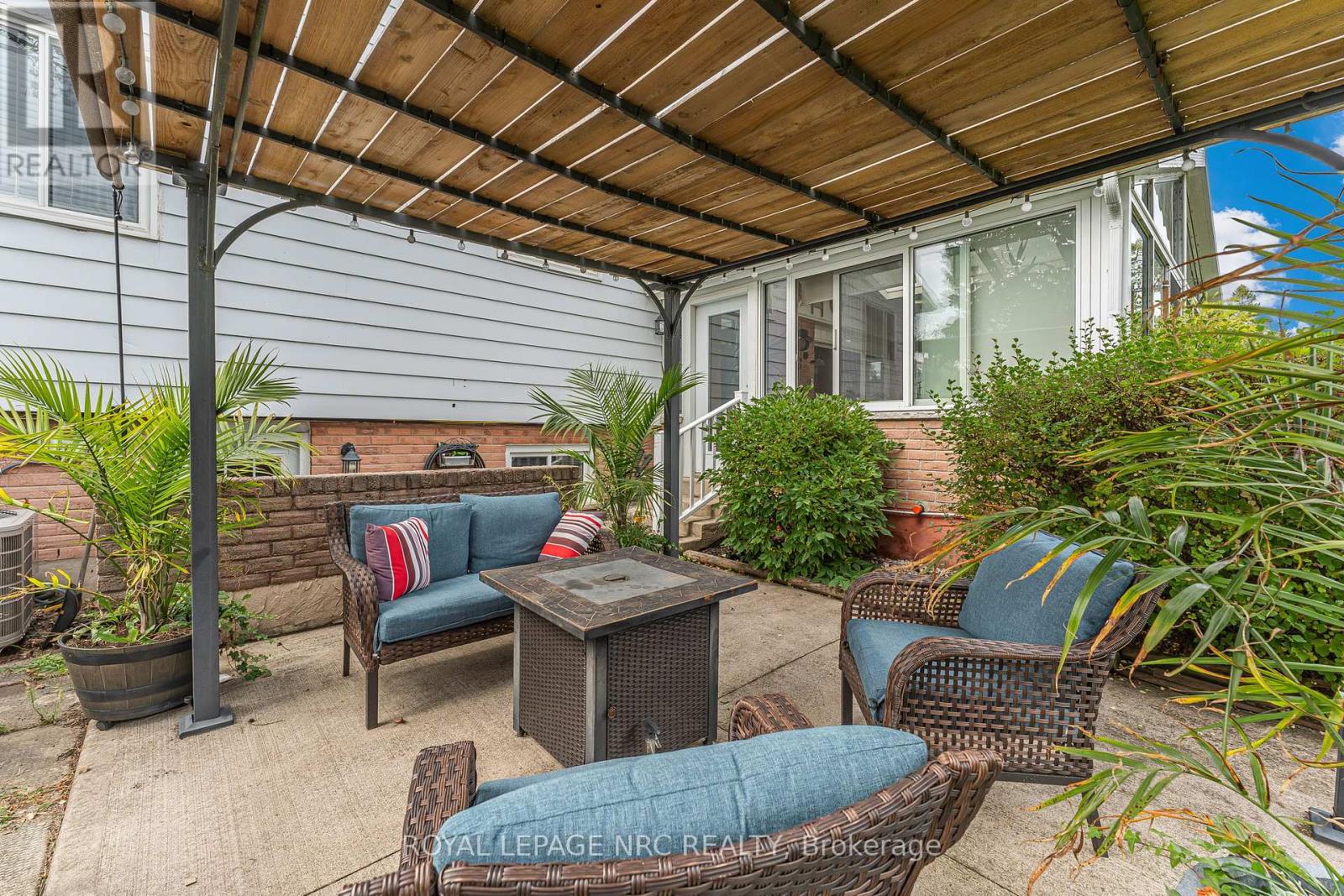 1200 Pettit Road, Fort Erie, Ontario  L2A 5A3 - Photo 41 - X12431214