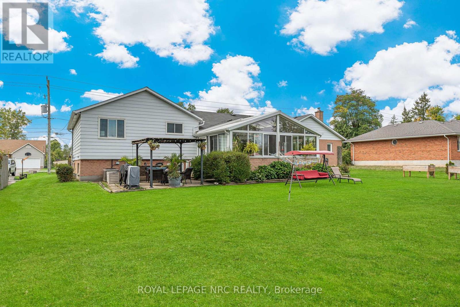 1200 Pettit Road, Fort Erie, Ontario  L2A 5A3 - Photo 45 - X12431214
