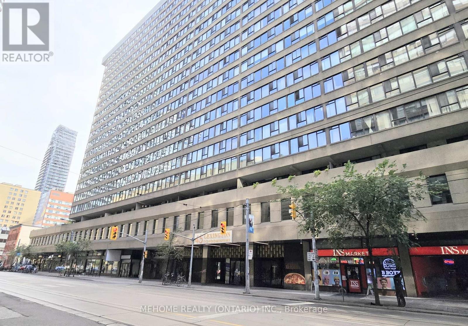 1814 - 45 Carlton Street, Toronto, Ontario  M5B 2H9 - Photo 2 - C12366726