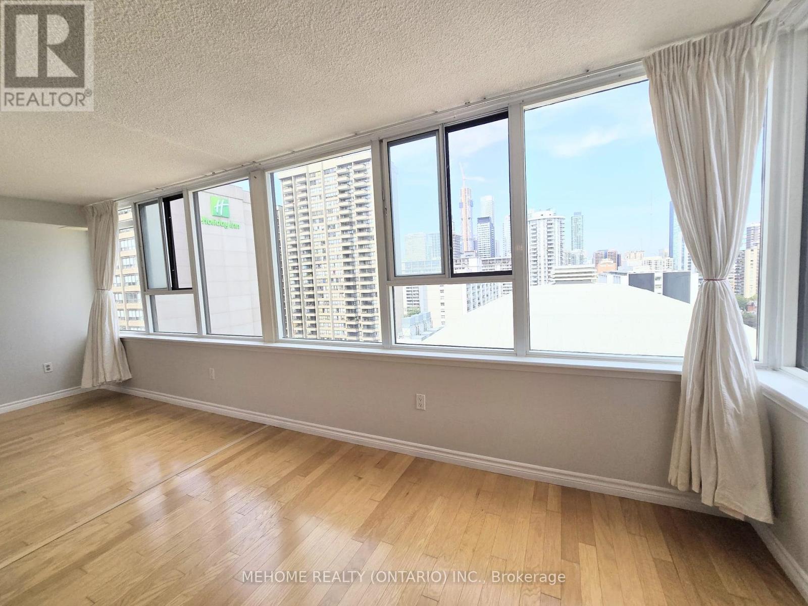 1814 - 45 Carlton Street, Toronto, Ontario  M5B 2H9 - Photo 6 - C12366726