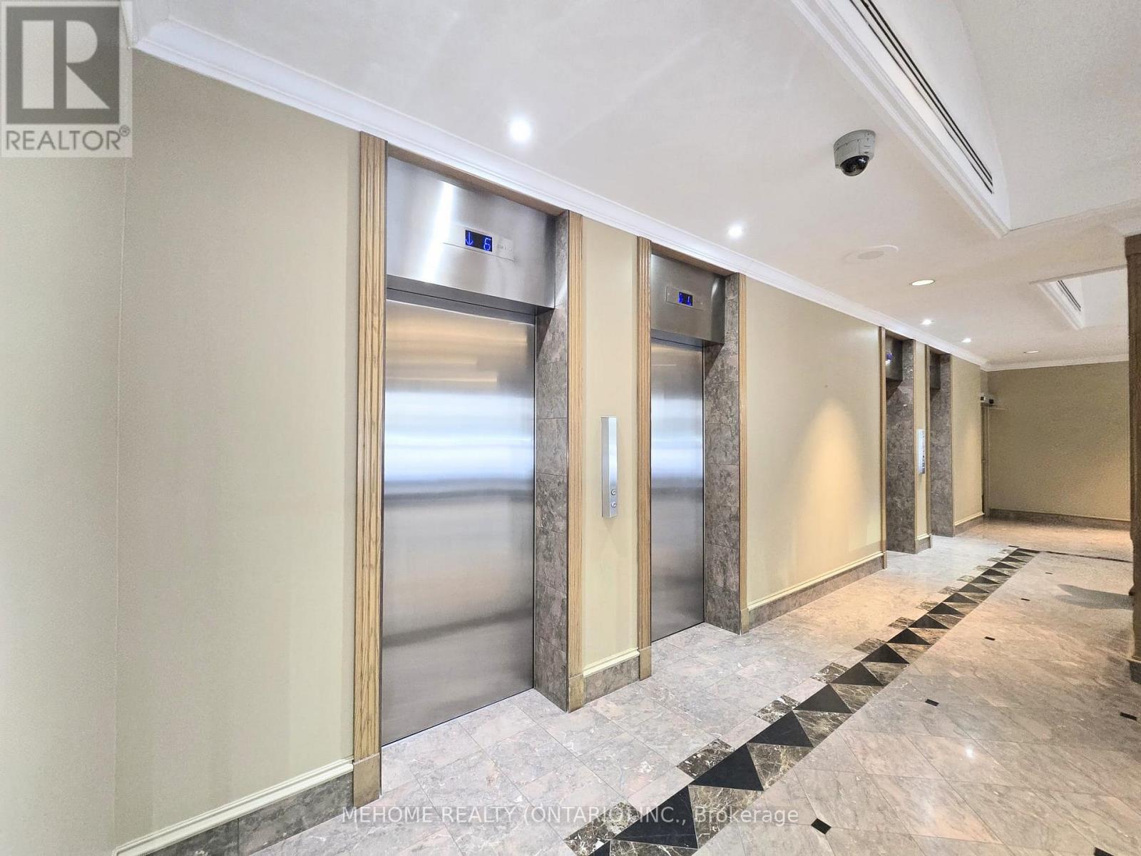 1814 - 45 Carlton Street, Toronto, Ontario  M5B 2H9 - Photo 4 - C12366726