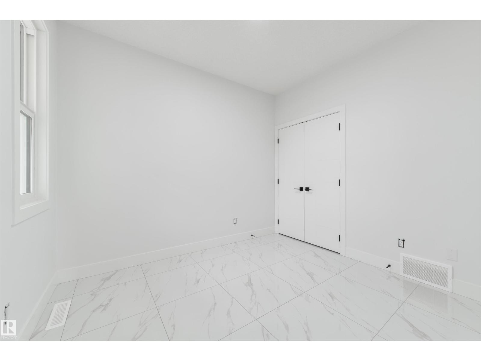 536 37 St Sw, Edmonton, Alberta  T6X 3B2 - Photo 5 - E4459911