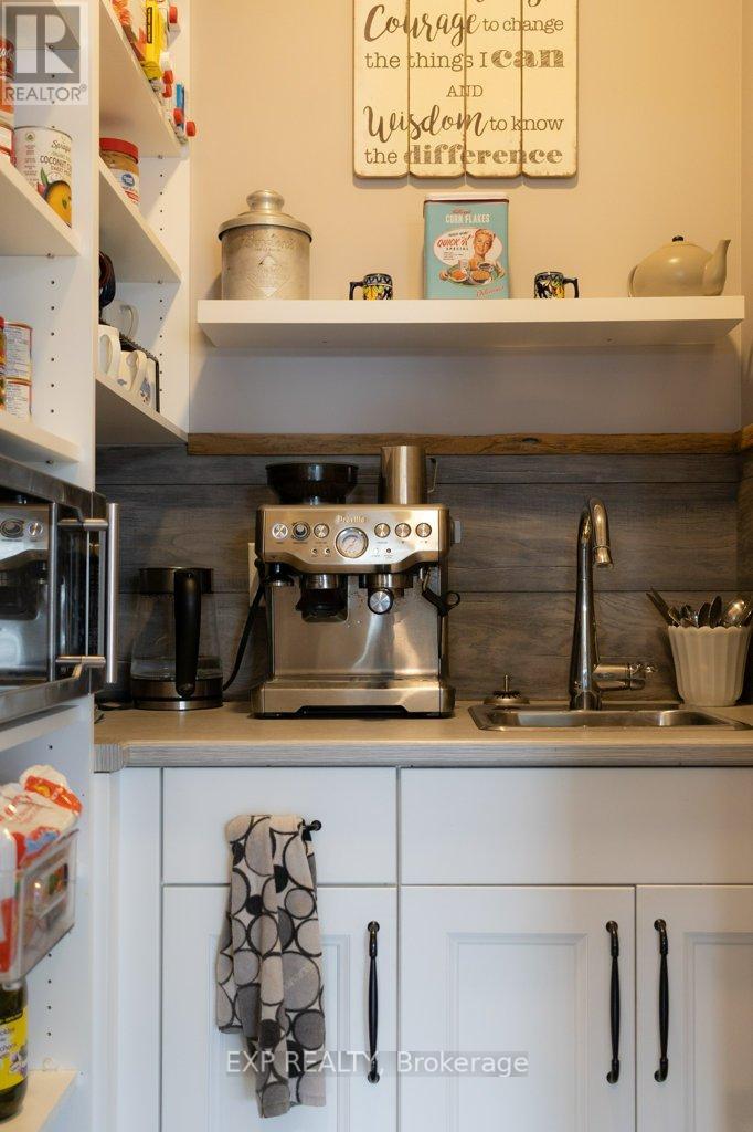 83 Essex Drive N, Belleville, Ontario  K8N 0K2 - Photo 10 - X12334369