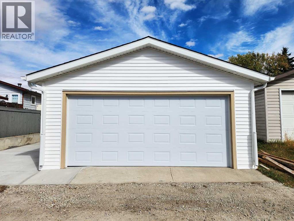 99 Abingdon Crescent Ne, Calgary, Alberta  T2A 6W8 - Photo 36 - A2249006