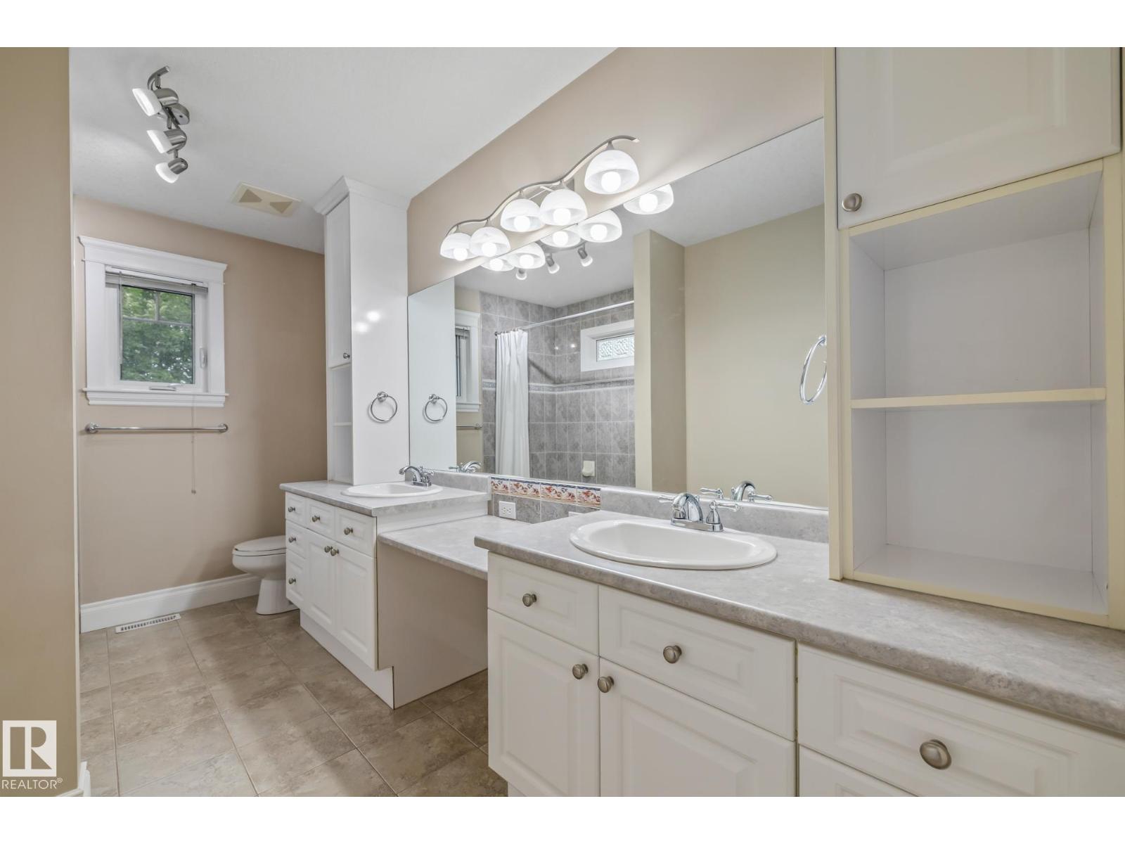 9319 93 St Nw, Edmonton, Alberta  T6C 3T7 - Photo 43 - E4459912