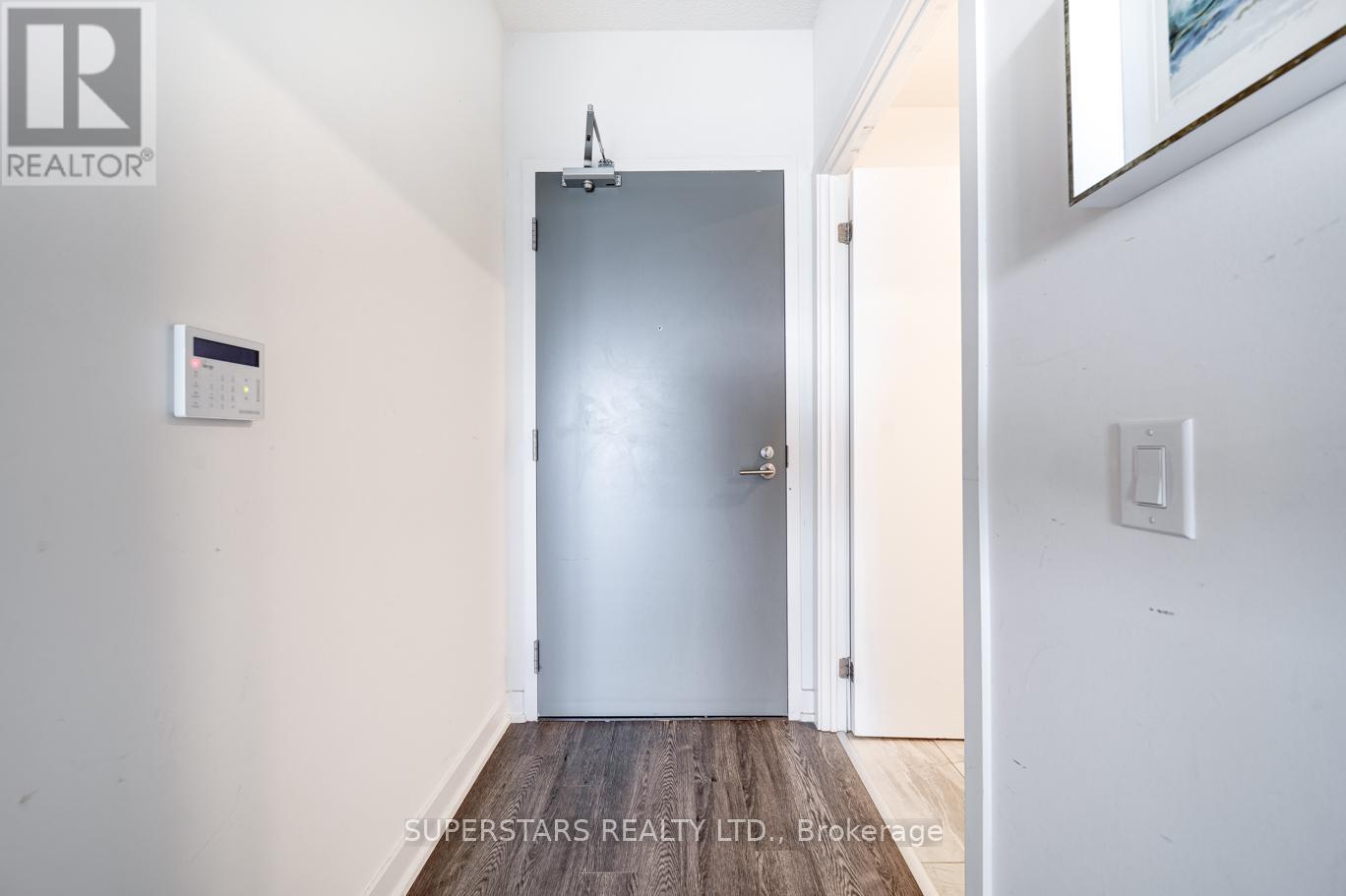 922 - 20 O'neill Road, Toronto, Ontario  M3C 0R2 - Photo 14 - C12431222