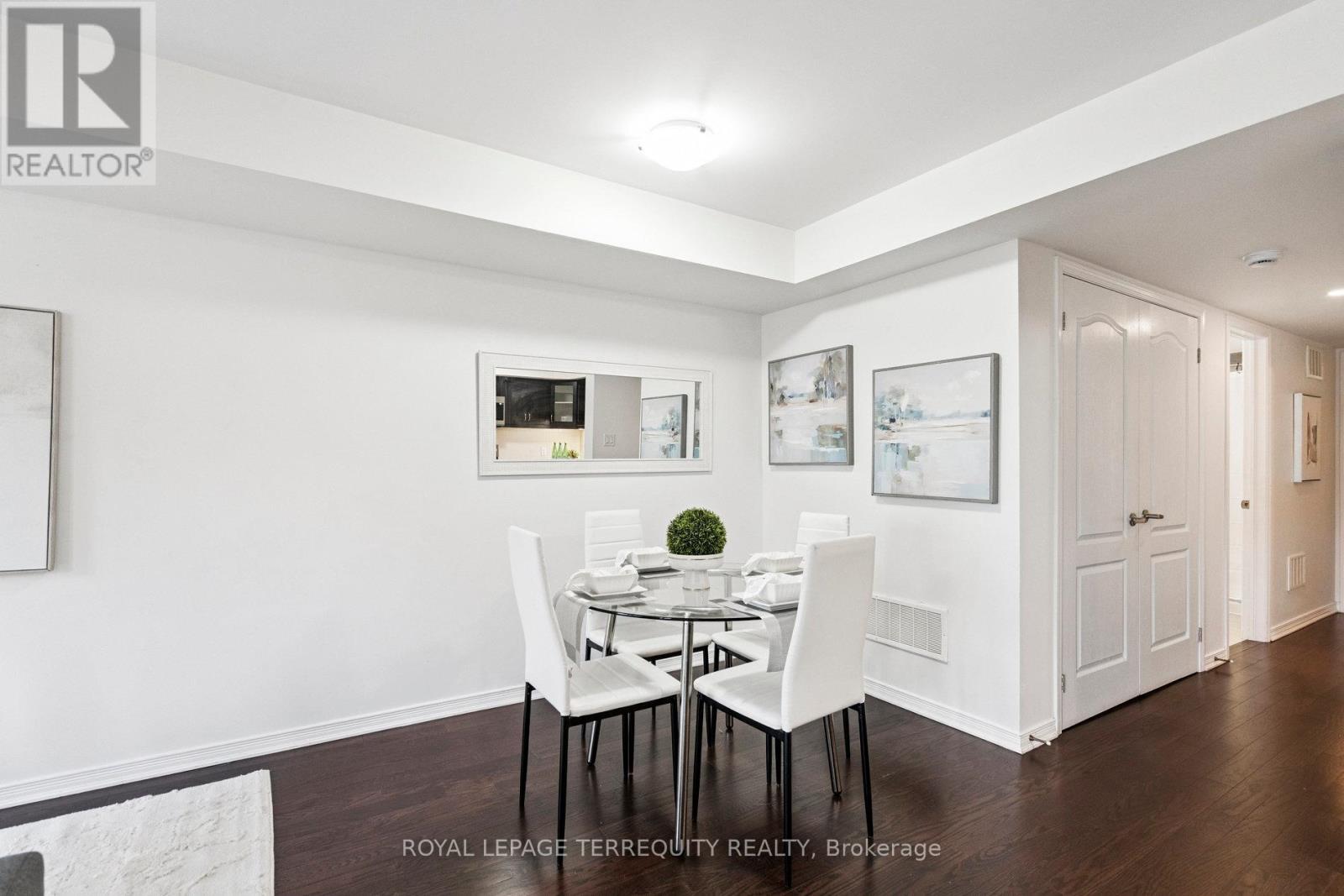 37 - 2441 Greenwich Drive, Oakville, Ontario  L6M 0S3 - Photo 12 - W12431218