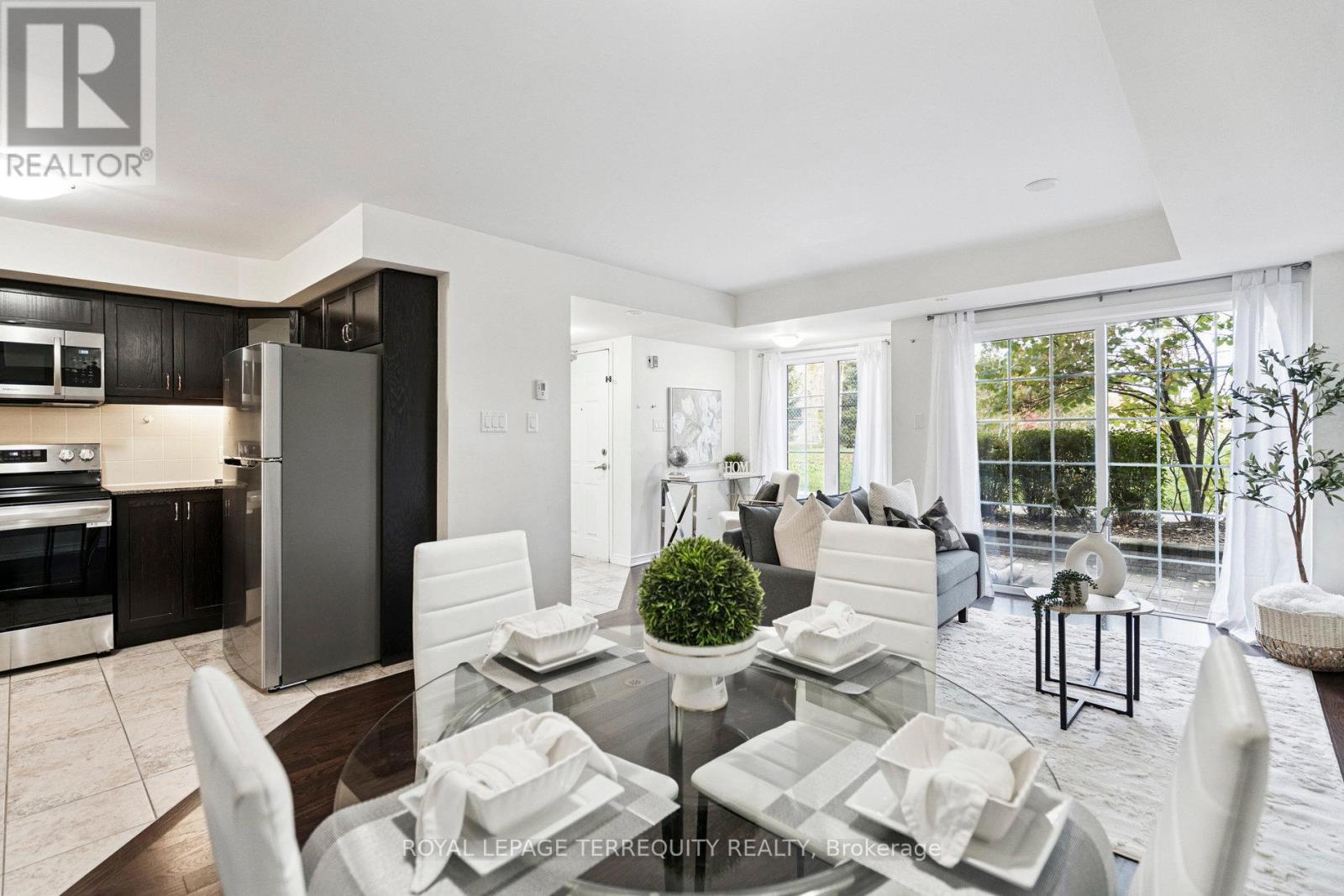 37 - 2441 Greenwich Drive, Oakville, Ontario  L6M 0S3 - Photo 13 - W12431218