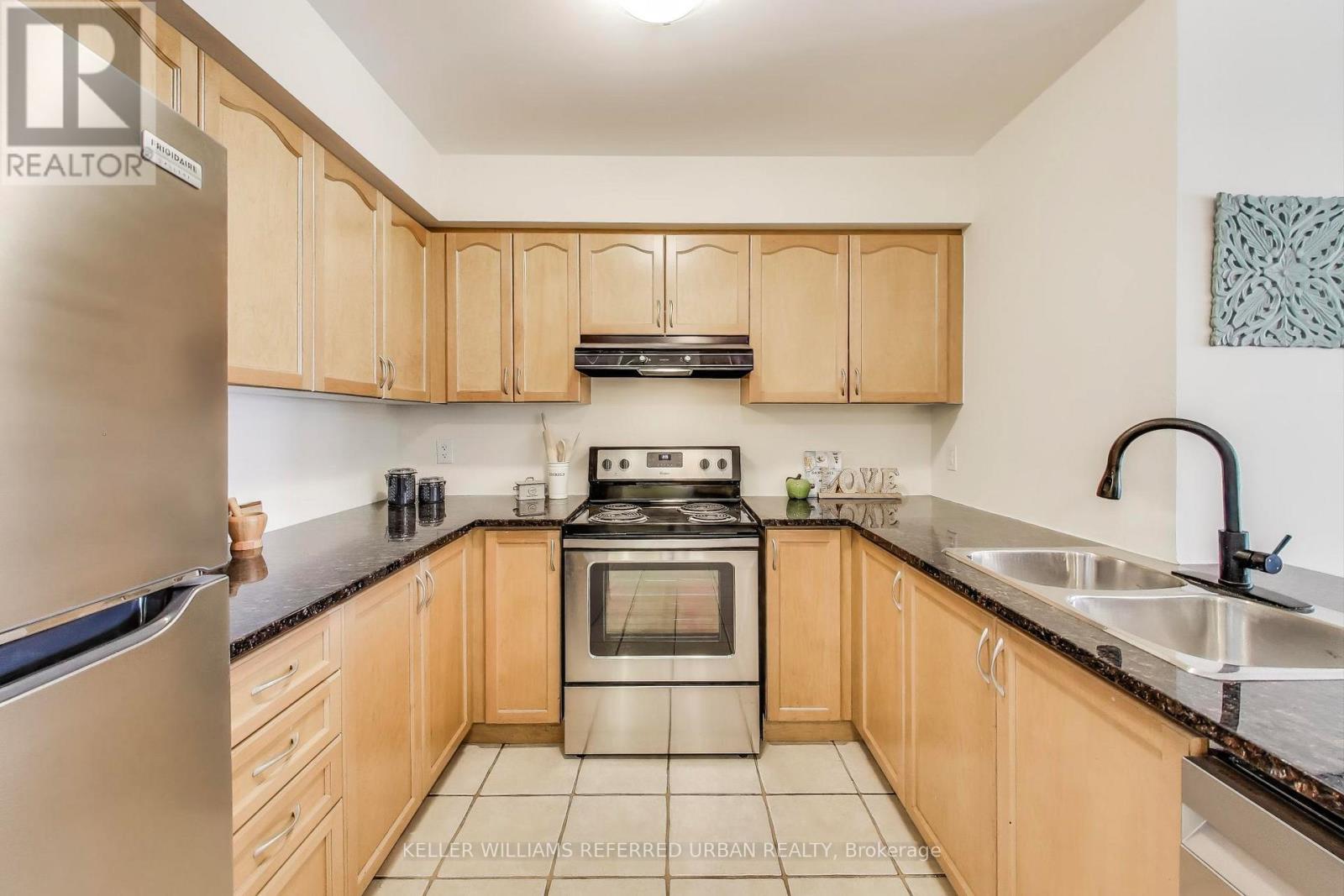 206 - 10 Mendelssohn Street, Toronto, Ontario  M1L 0G7 - Photo 9 - E12372656