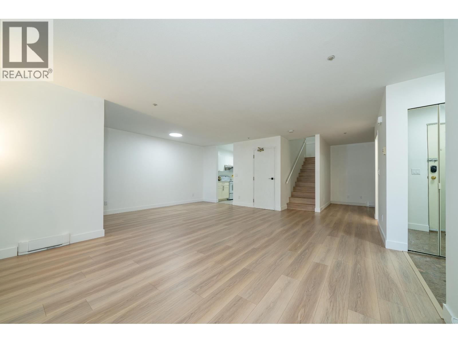 109 8300 General Currie Road, Richmond, British Columbia  V6Y 3X1 - Photo 6 - R3046130