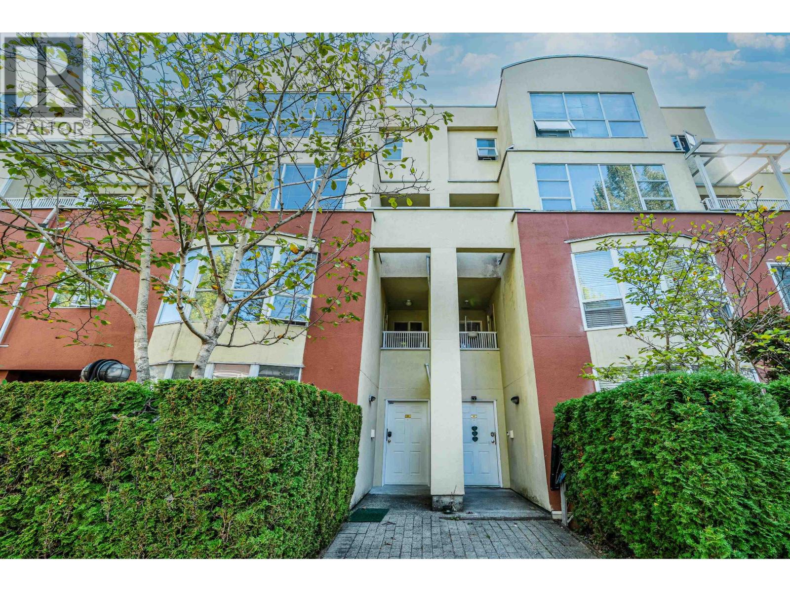 109 8300 General Currie Road, Richmond, British Columbia  V6Y 3X1 - Photo 2 - R3046130