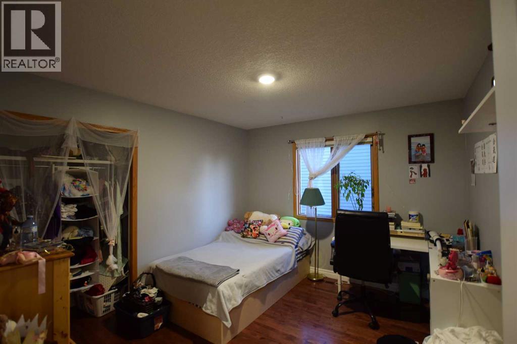 94 Douglas Woods Close Se, Calgary, Alberta  T2Z 1Z5 - Photo 8 - A2259886