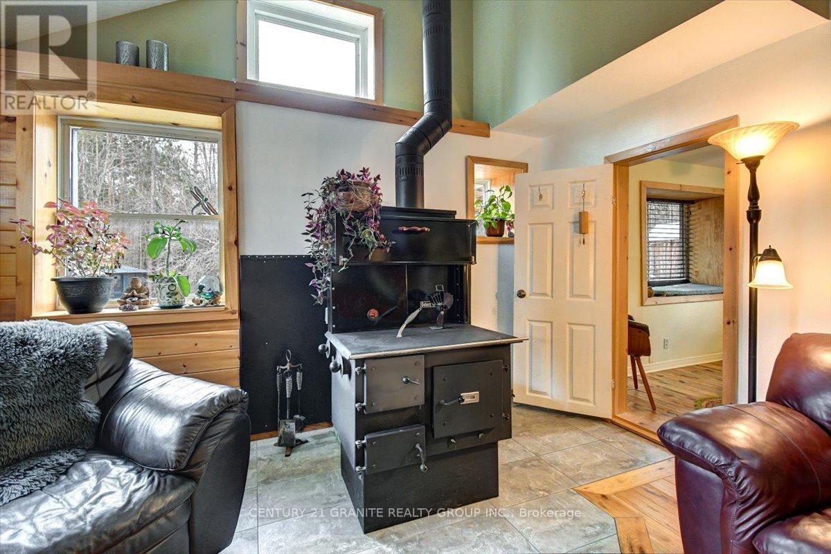 322 Kuno Road, Carlow/mayo, Ontario  K0L 1G0 - Photo 18 - X12313227