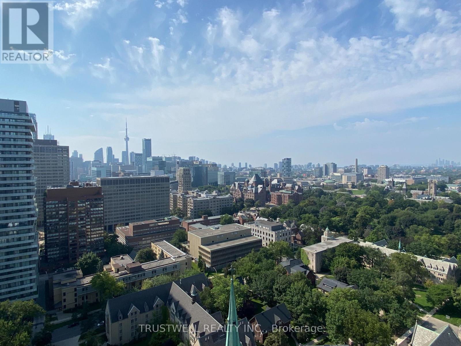 2404 - 1080 Bay Street, Toronto, Ontario  M5S 0A5 - Photo 10 - C12431227