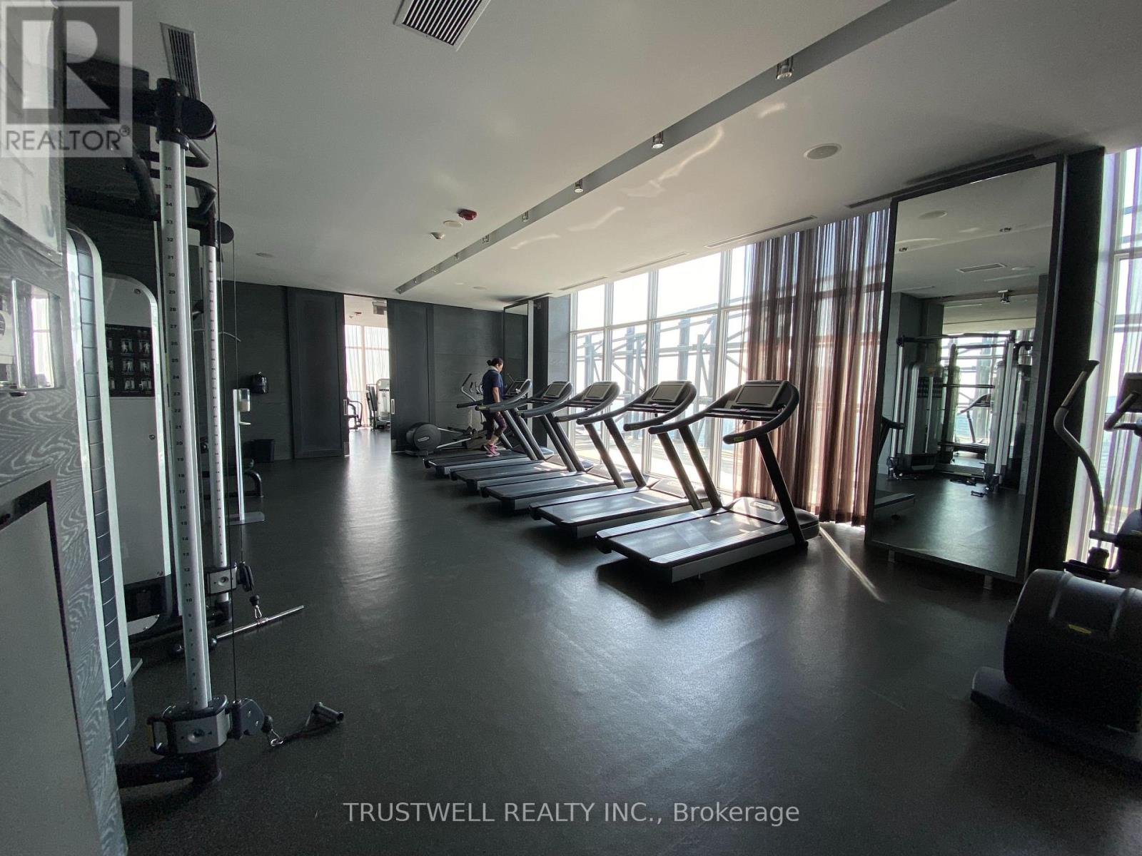 2404 - 1080 Bay Street, Toronto, Ontario  M5S 0A5 - Photo 4 - C12431227