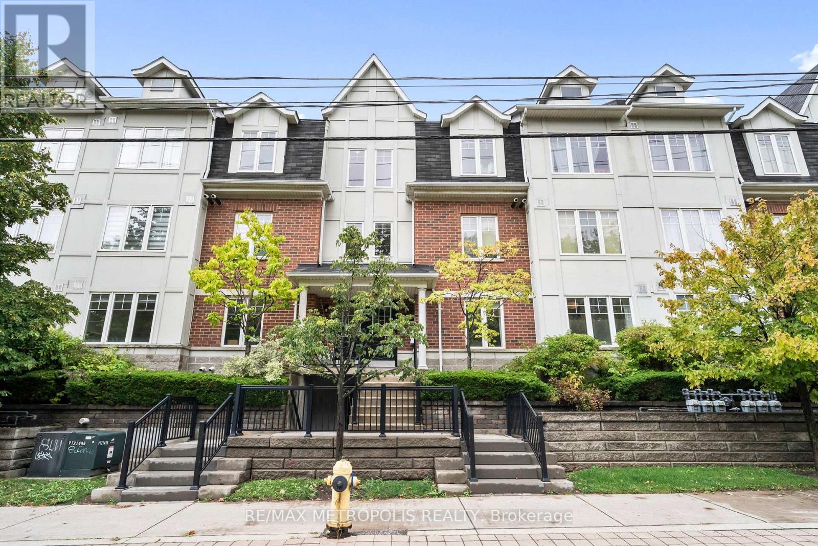 13 - 669A WARDEN AVENUE, Toronto, Ontario