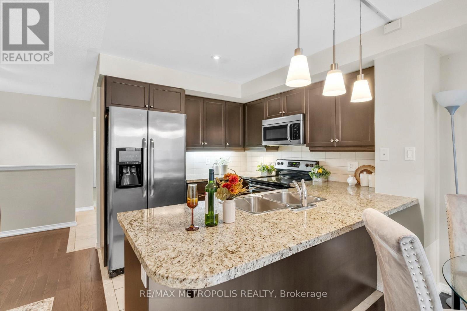 13 - 669a Warden Avenue, Toronto, Ontario  M1L 0G3 - Photo 6 - E12431228