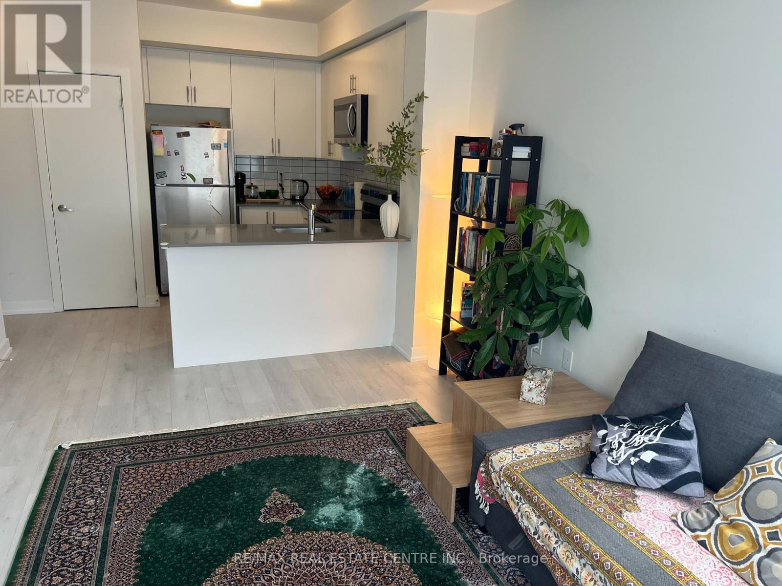 1 - 3405 Ridgeway Drive, Mississauga, Ontario  L5L 0B9 - Photo 6 - W12431172