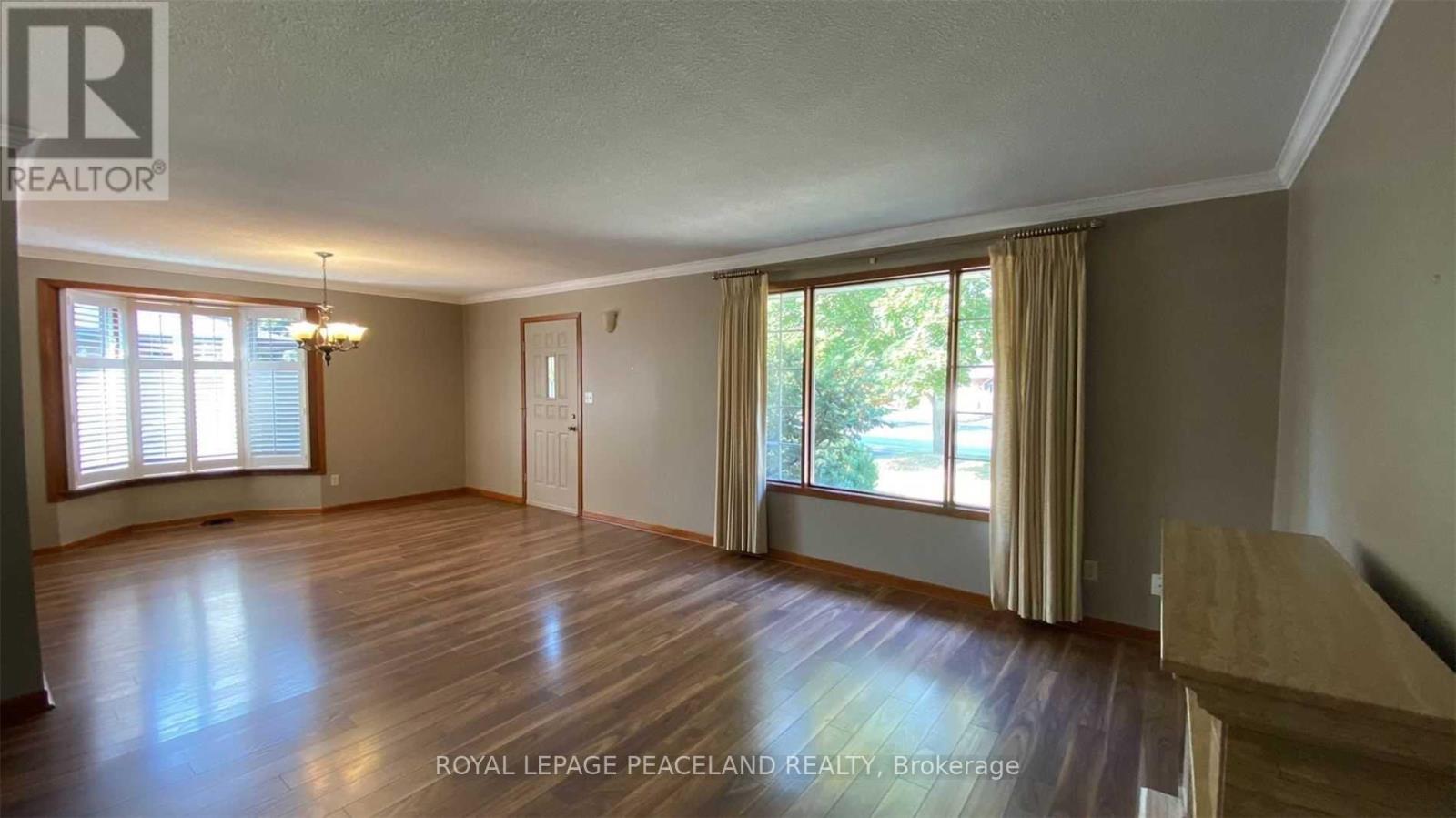313 Main Street, St. Catharines, Ontario  L2N 4W2 - Photo 4 - X12431225