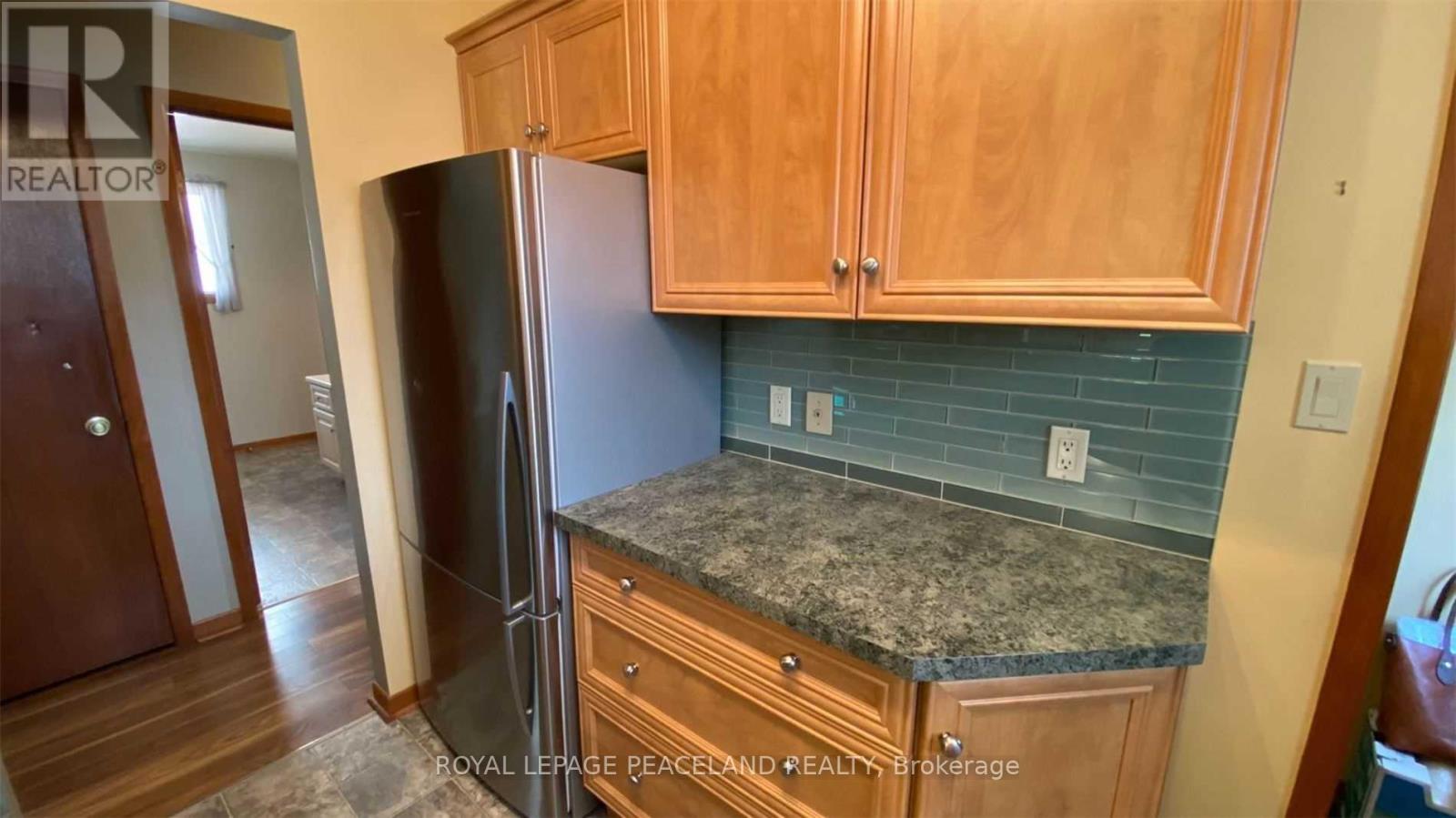 313 Main Street, St. Catharines, Ontario  L2N 4W2 - Photo 6 - X12431225