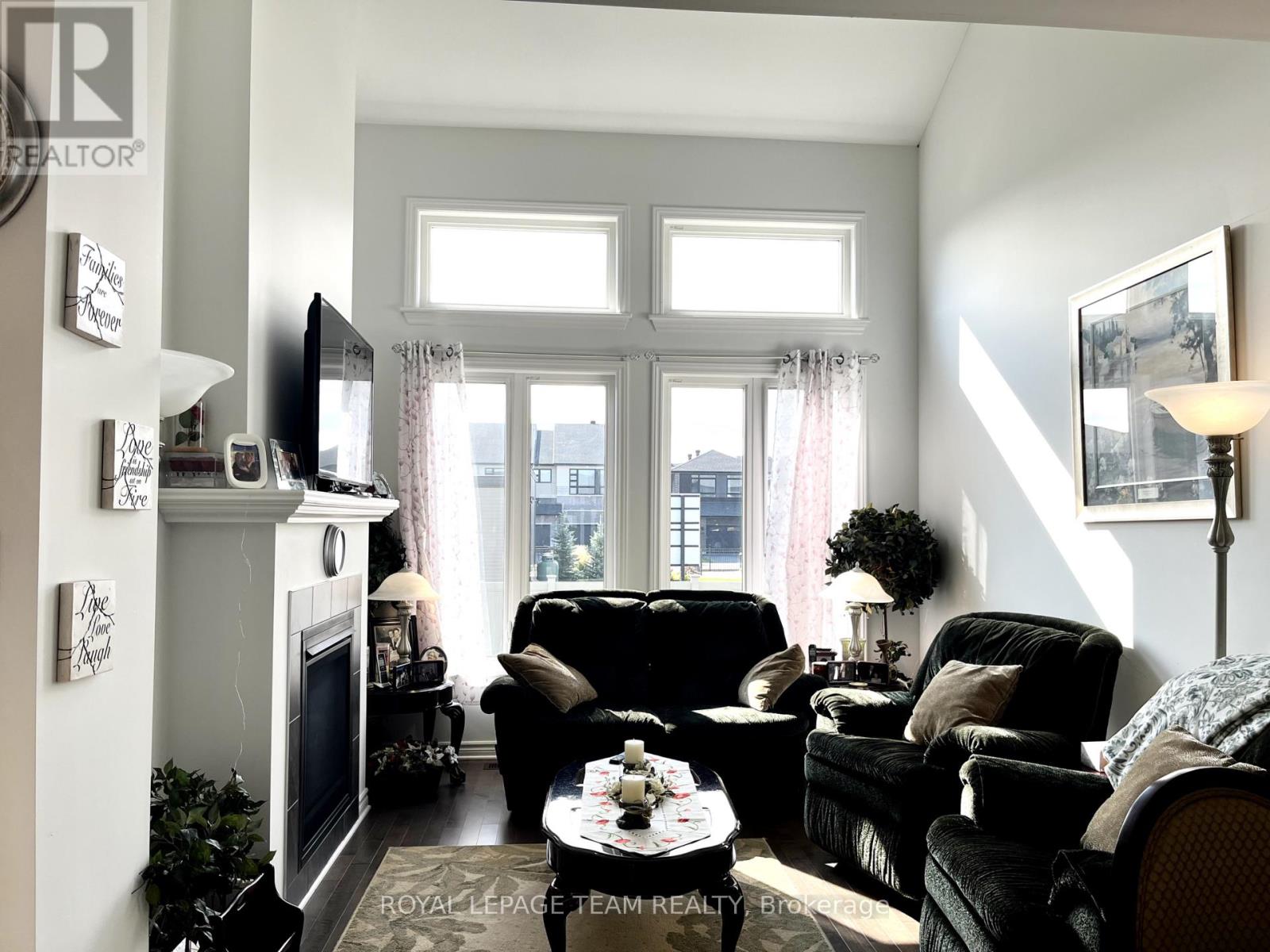 623 Capricorn Circle, Ottawa, Ontario  K4M 0J4 - Photo 11 - X12431232