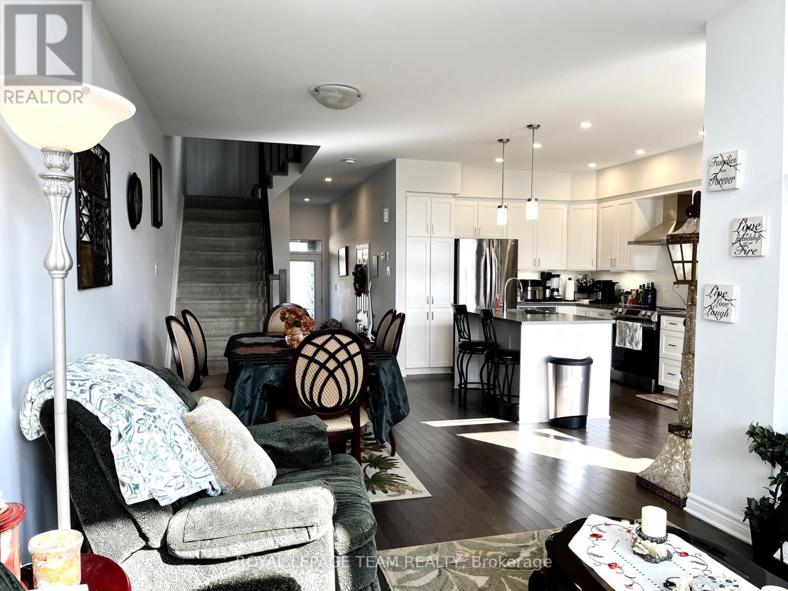 623 Capricorn Circle, Ottawa, Ontario  K4M 0J4 - Photo 14 - X12431232