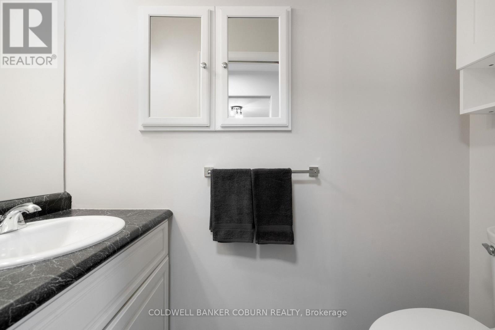 72 Dr Gordon Crescent, North Grenville, Ontario  K0G 1J0 - Photo 16 - X12431233