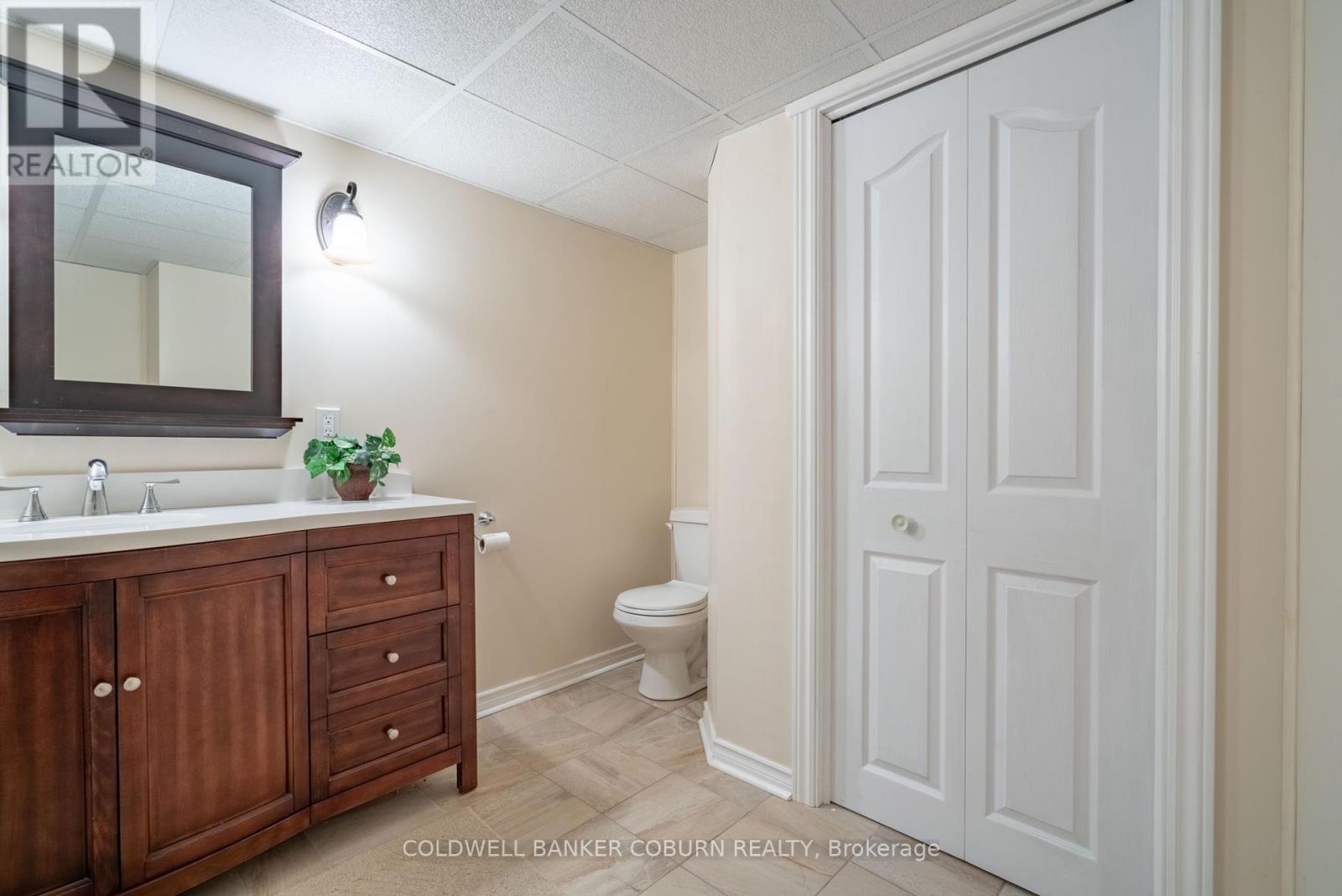 72 Dr Gordon Crescent, North Grenville, Ontario  K0G 1J0 - Photo 23 - X12431233