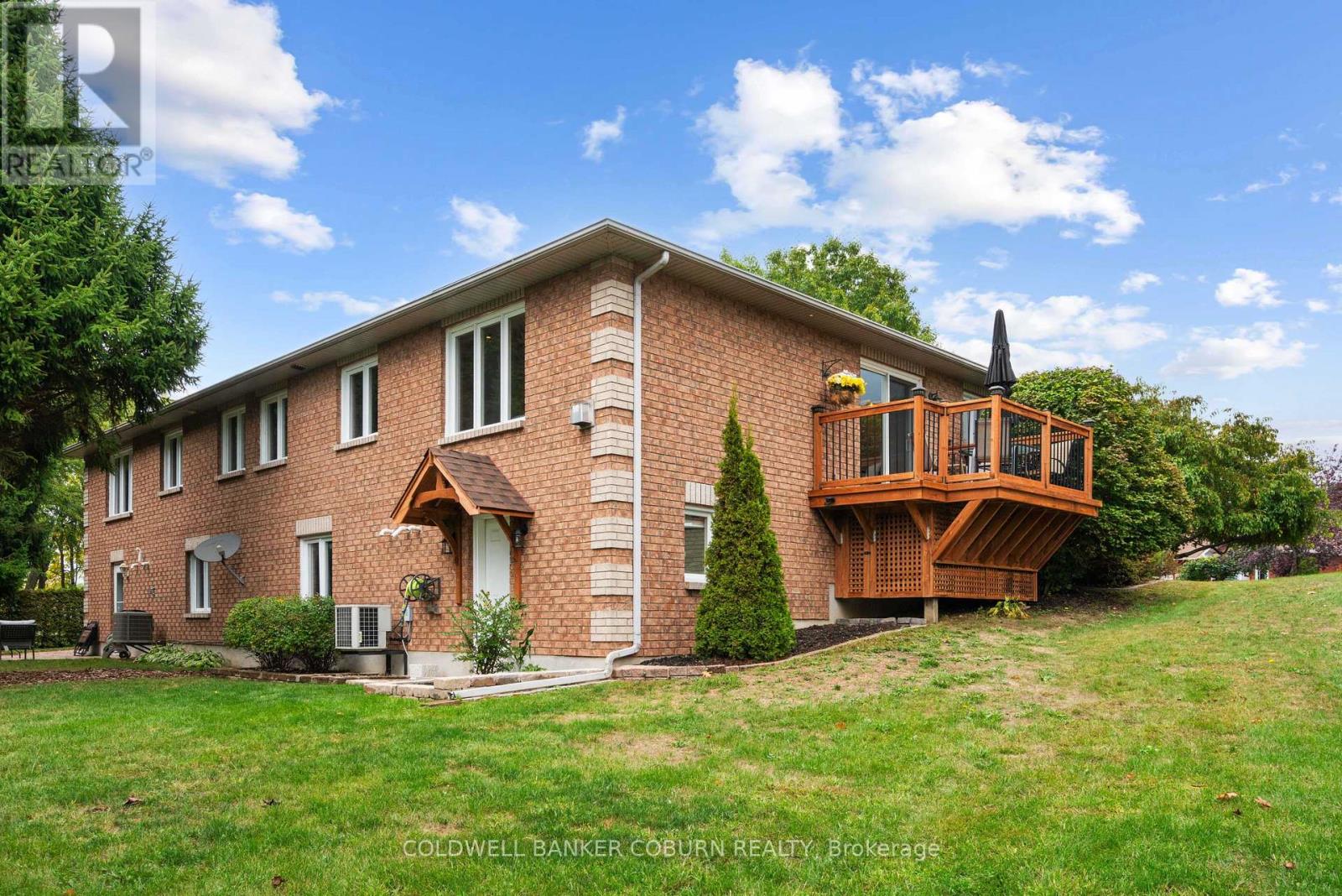 72 Dr Gordon Crescent, North Grenville, Ontario  K0G 1J0 - Photo 3 - X12431233