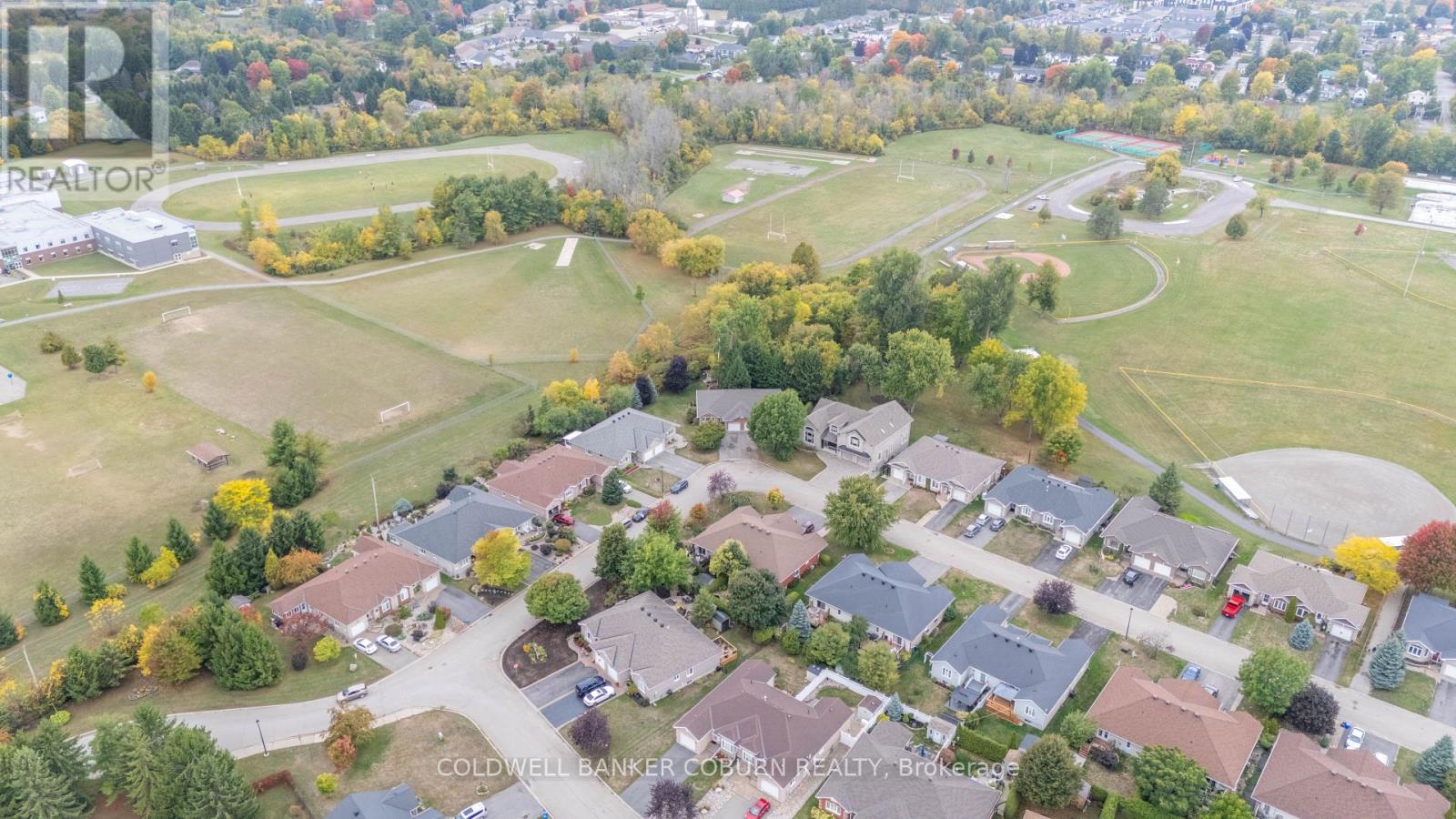 72 Dr Gordon Crescent, North Grenville, Ontario  K0G 1J0 - Photo 31 - X12431233
