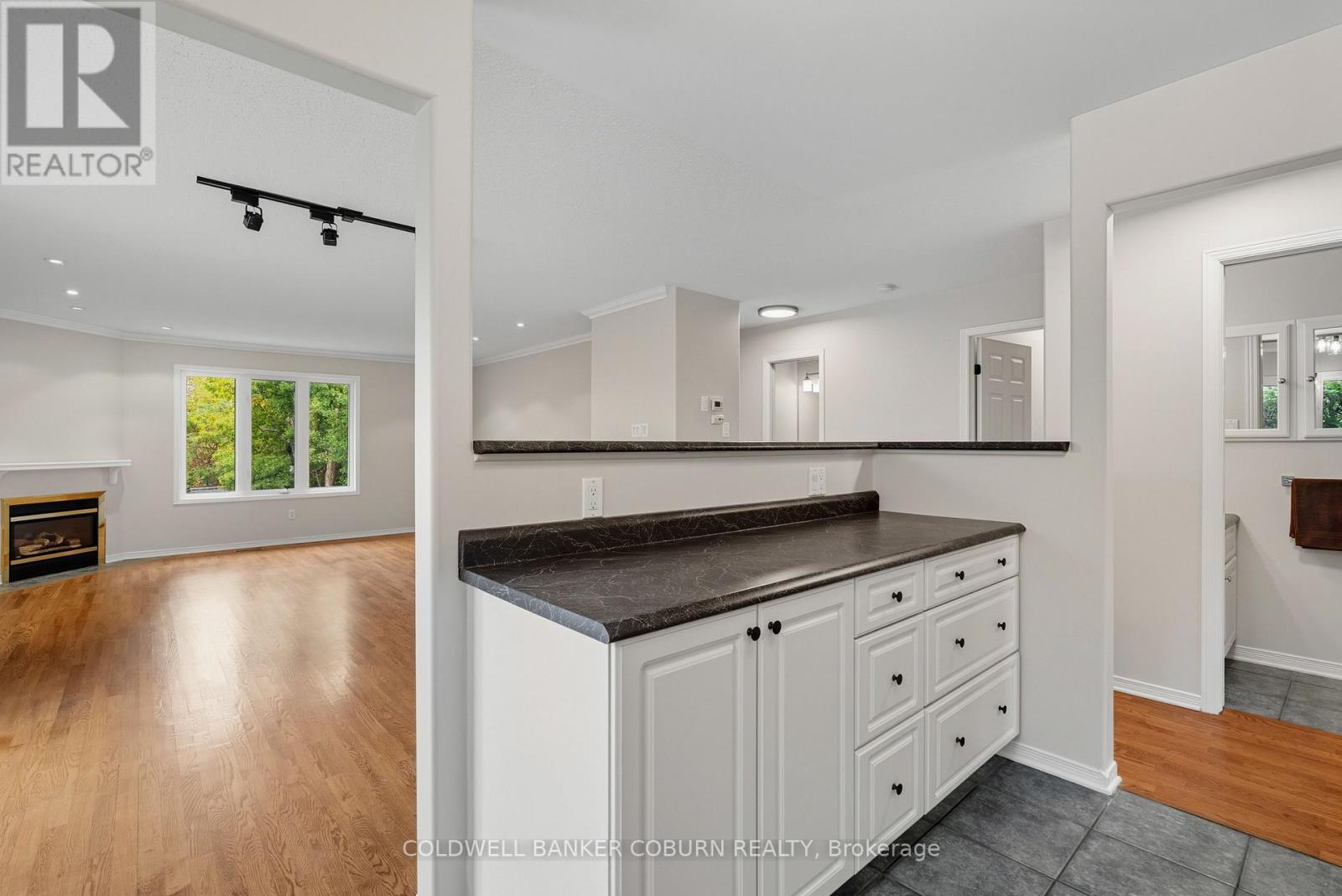 72 Dr Gordon Crescent, North Grenville, Ontario  K0G 1J0 - Photo 7 - X12431233