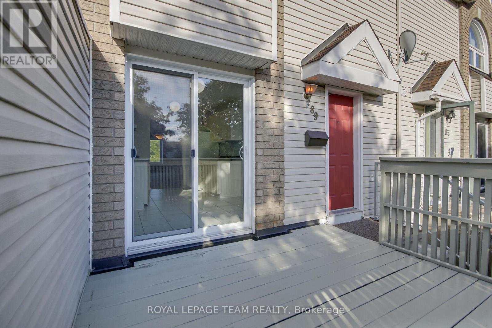 89 Thornbury Crescent, Ottawa, Ontario  K2G 6C4 - Photo 2 - X12431242
