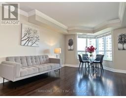 722 - 500 DORIS AVENUE, Toronto, Ontario