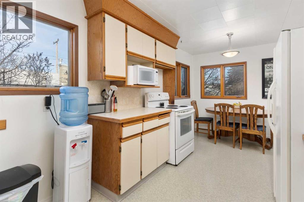 4936 49 Street, Hardisty, Alberta  T0B 1V0 - Photo 9 - A2237328