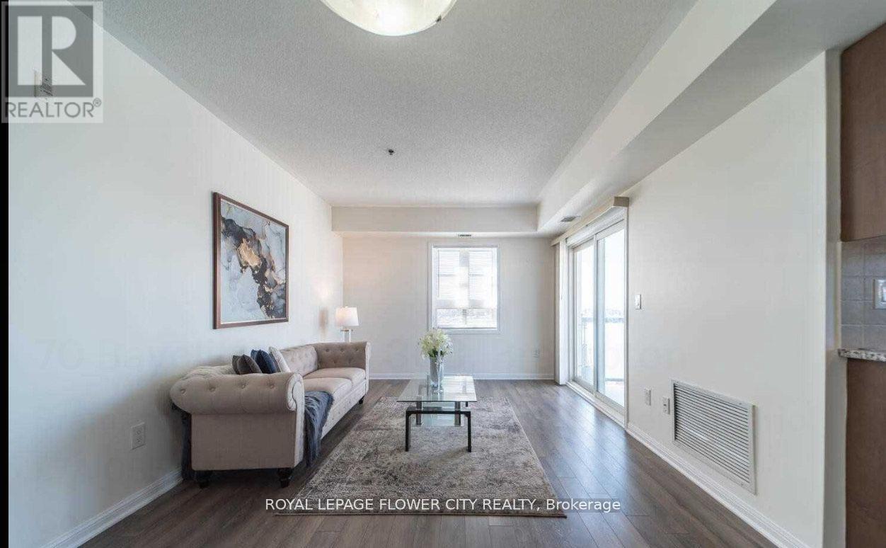 303 - 70 Baycliffe Crescent, Brampton, Ontario  L7A 0Z5 - Photo 4 - W12431245