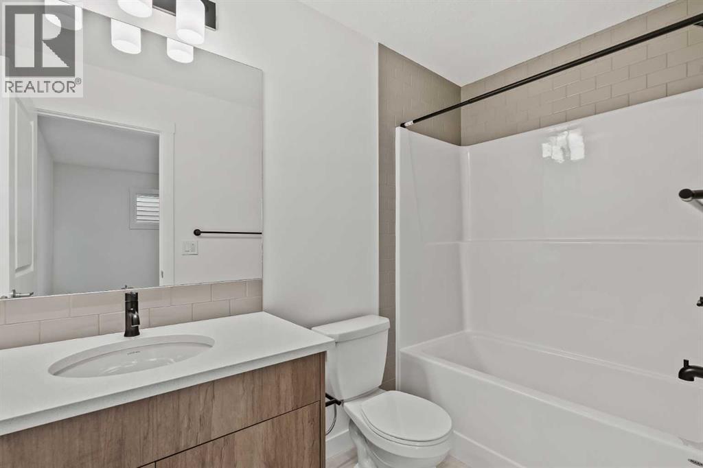 834 Livingston View Ne, Calgary, Alberta  T3P 2K7 - Photo 30 - A2244984