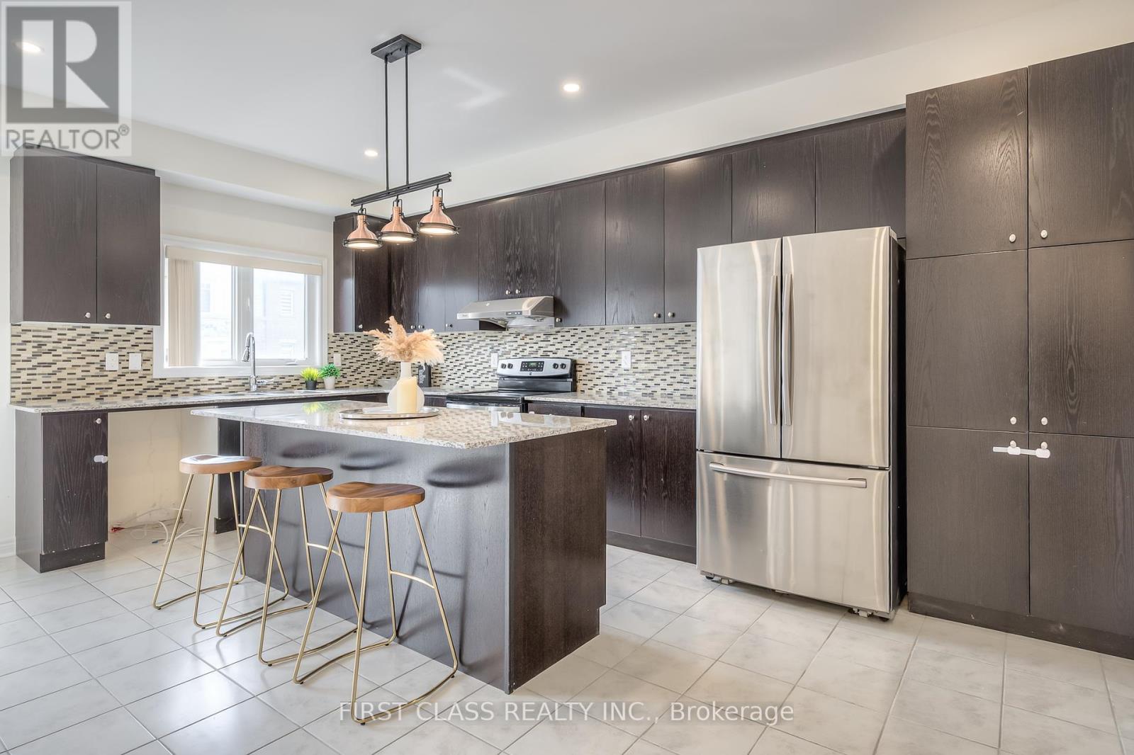 1719 Carousel Drive, Pickering, Ontario  L1X 0C1 - Photo 12 - E12430234