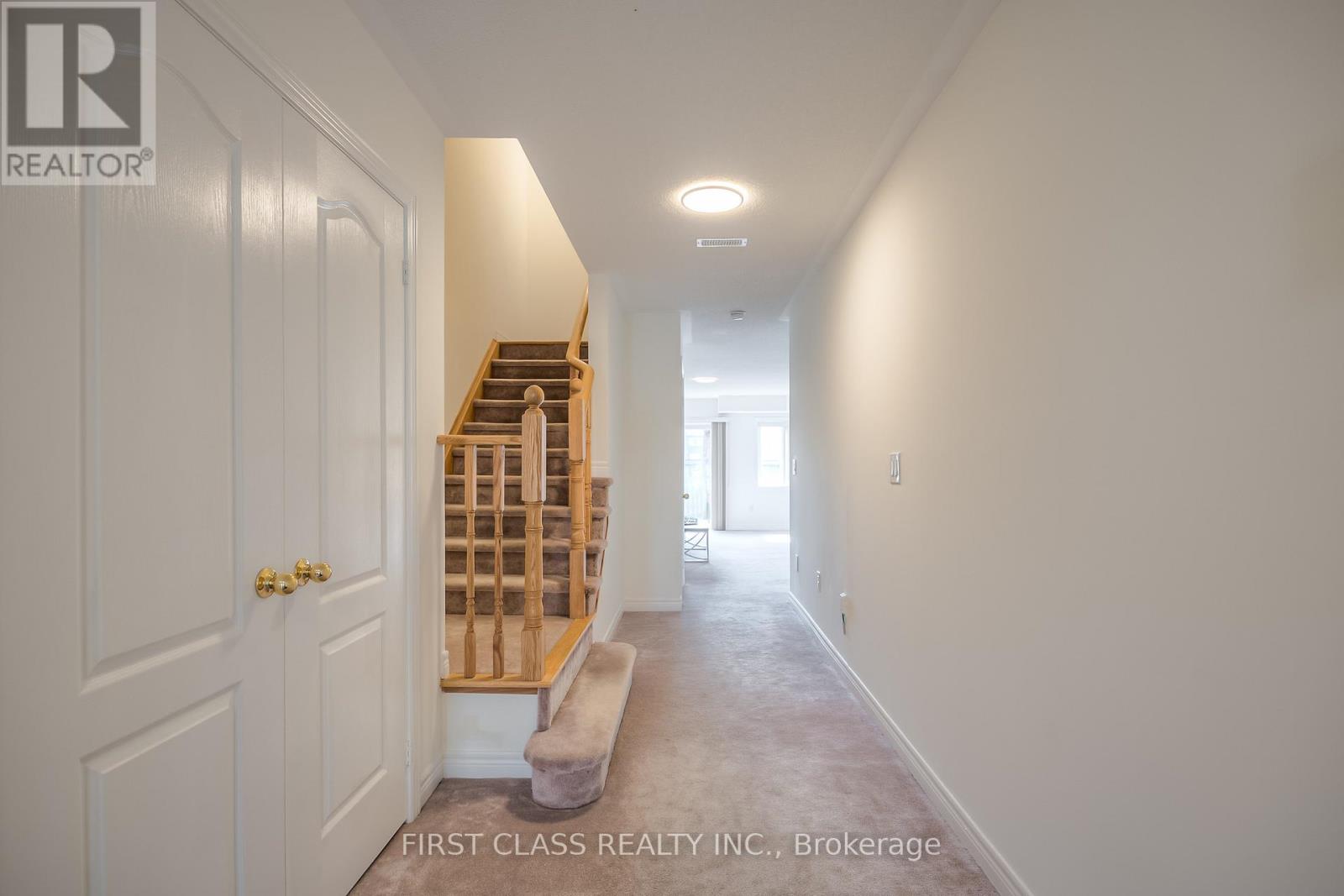 1719 Carousel Drive, Pickering, Ontario  L1X 0C1 - Photo 4 - E12430234