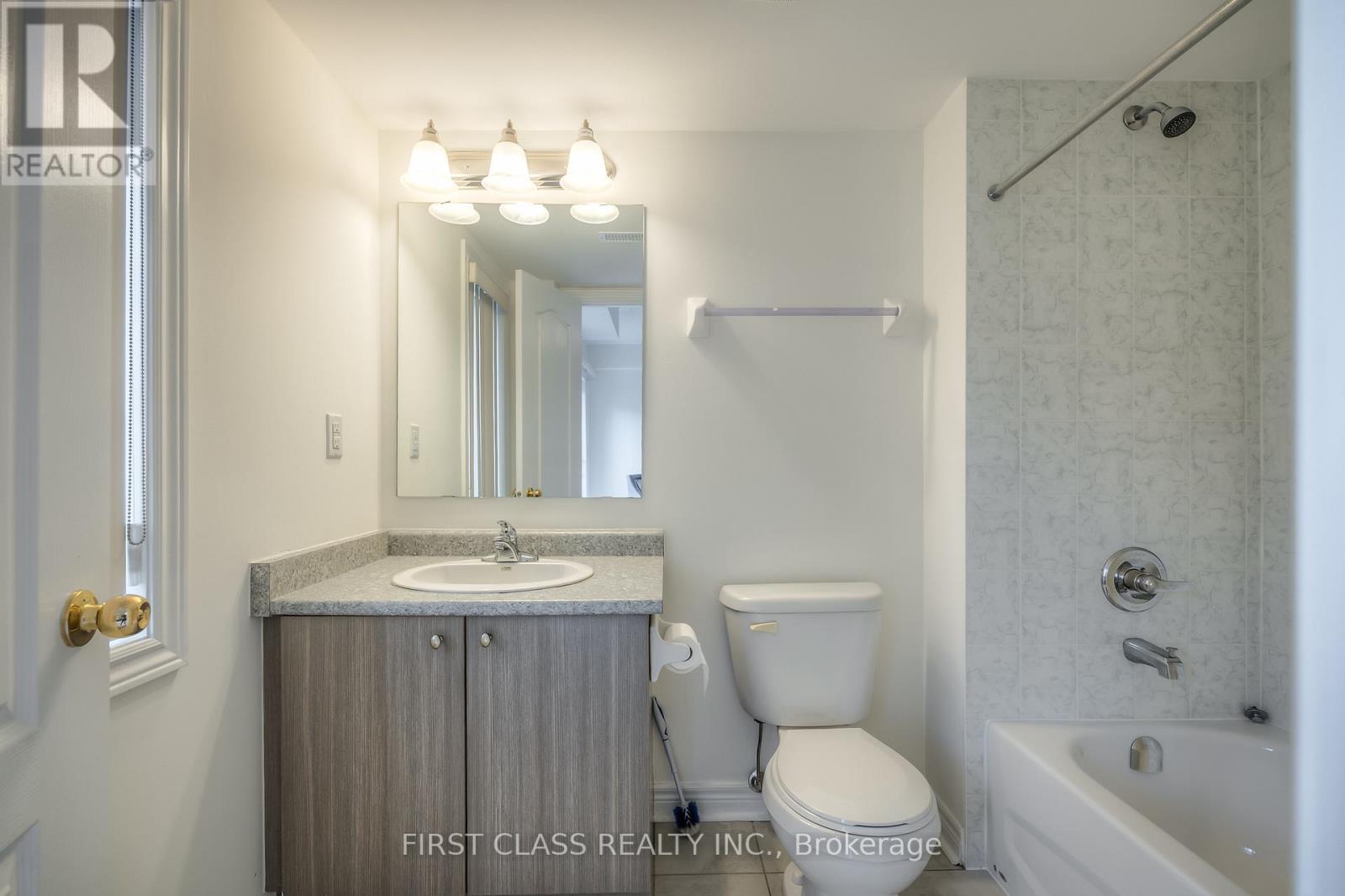 1719 Carousel Drive, Pickering, Ontario  L1X 0C1 - Photo 7 - E12430234