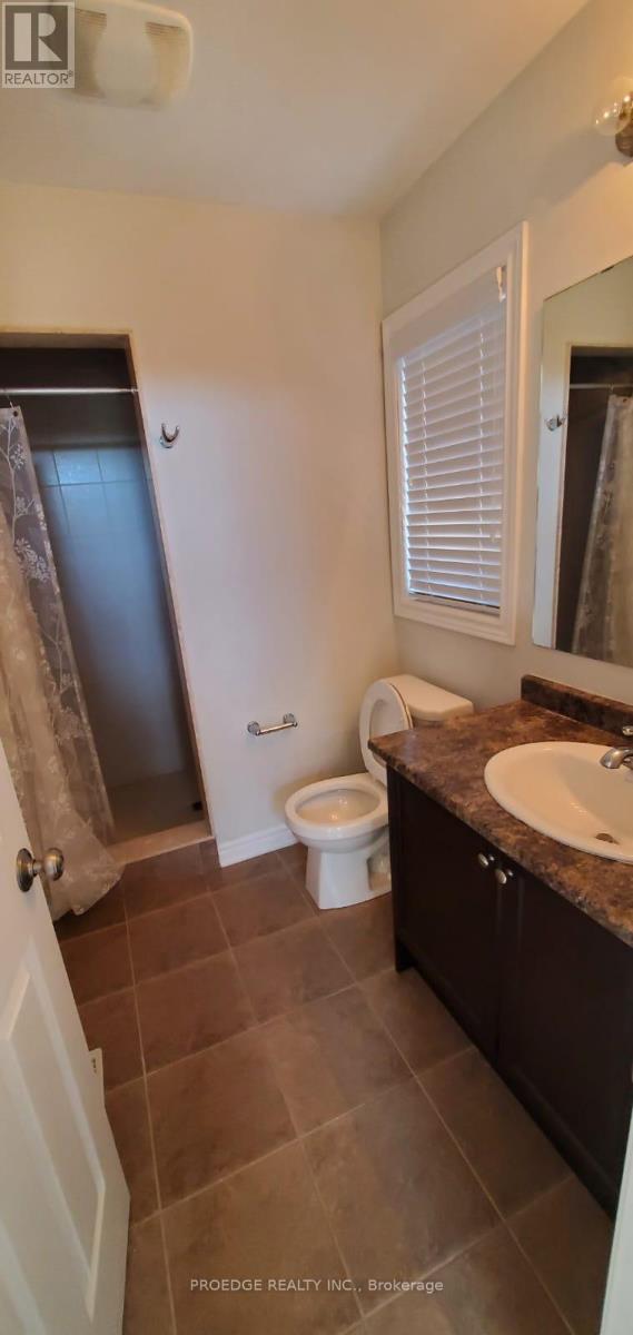 103 Bridlewood Boulevard E, Whitby, Ontario  L1R 3R8 - Photo 3 - E12431250