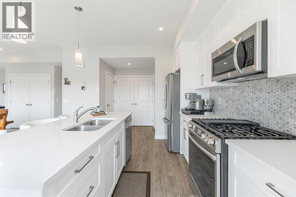 298 Canals Crossing, Airdrie, Alberta  T4B 4L3 - Photo 12 - A2253767