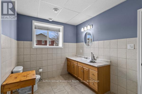 22 Bourgeois Beach Road, Tay, Ontario  L0K 2A0 - Photo 31 - S12431260