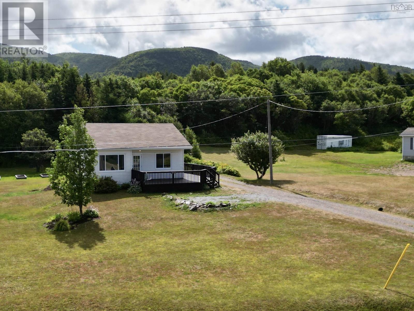 272 Cheticamp Back Road, Plateau, Nova Scotia  B0E 1H0 - Photo 2 - 202520817